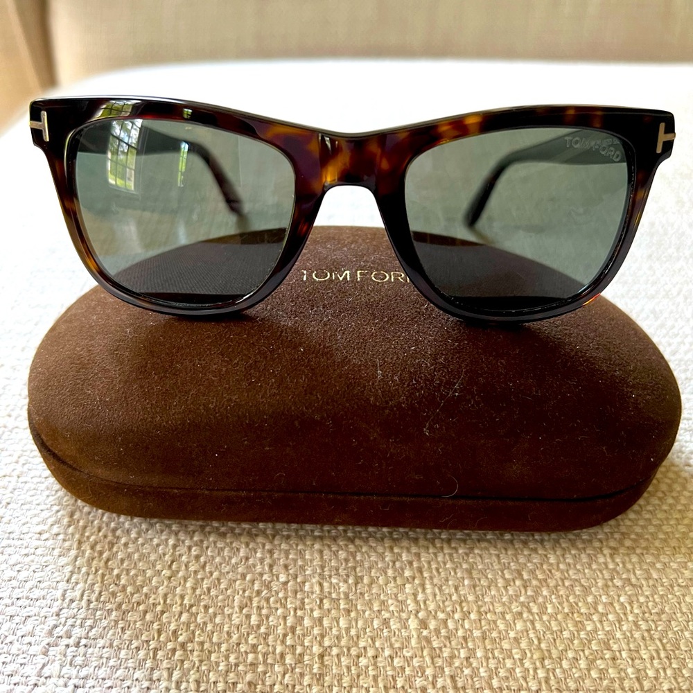 Like New Tom Ford Leo Polarized Sunglasses!